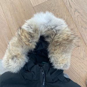 Canada Goose Mystique Parker. Retails  $1,025 . Women’s size Medium